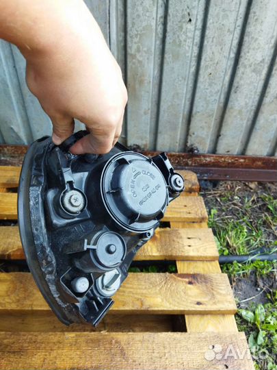 Фара левая Hyundai Tucson