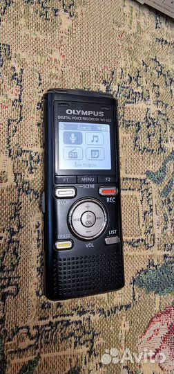 Диктофон Olympus WS-833