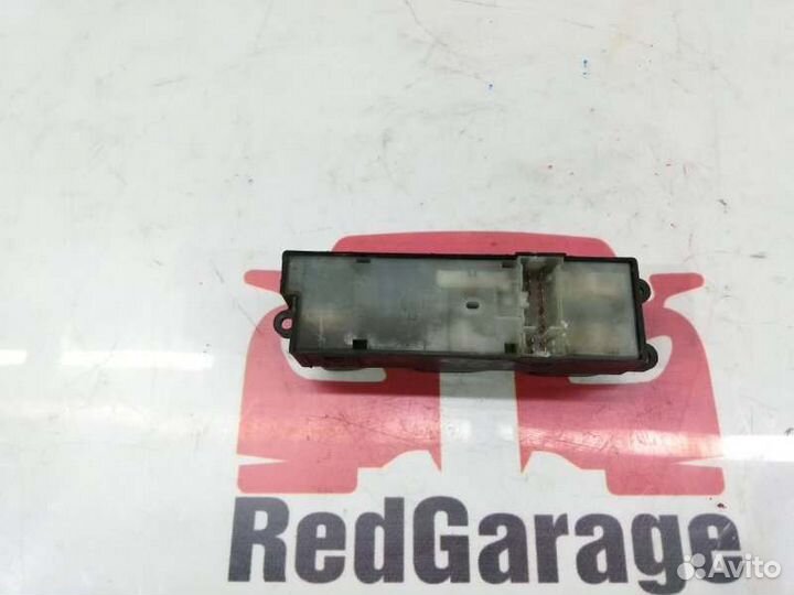 Блок управления стеклоподъемниками передний левый