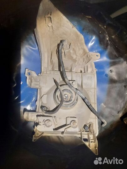 Фары от Toyota 81