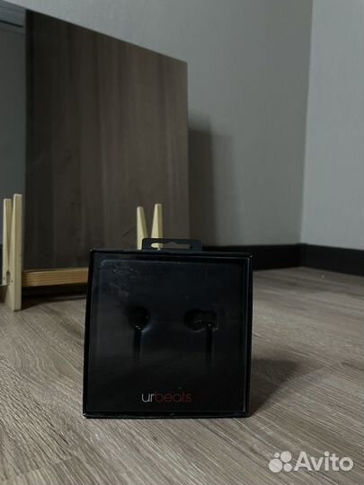 Коробка от urbeats