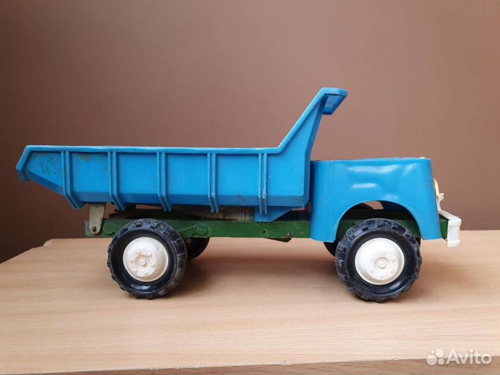 Грузовик сокол СССР