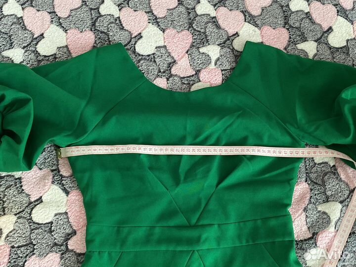 Платье нарядное 44 размер