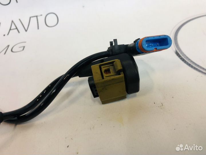 Датчик уровня подвески Mercedes W212 W218