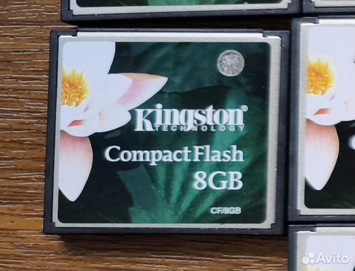 Карта памяти Kingston 8gb