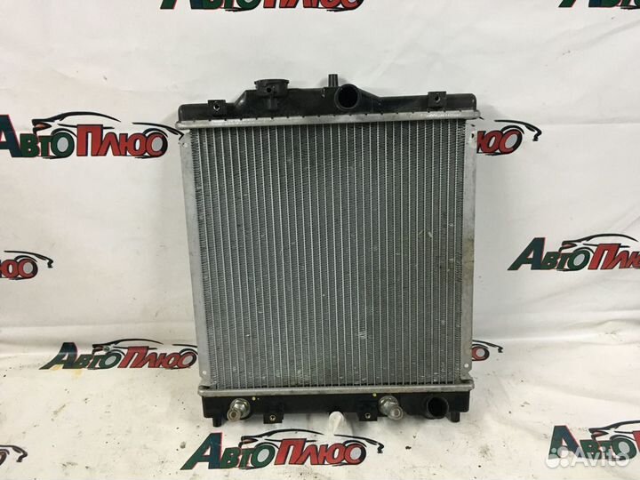 Радиатор охлаждения Honda Civic / CRX 1.3-1.8 16V