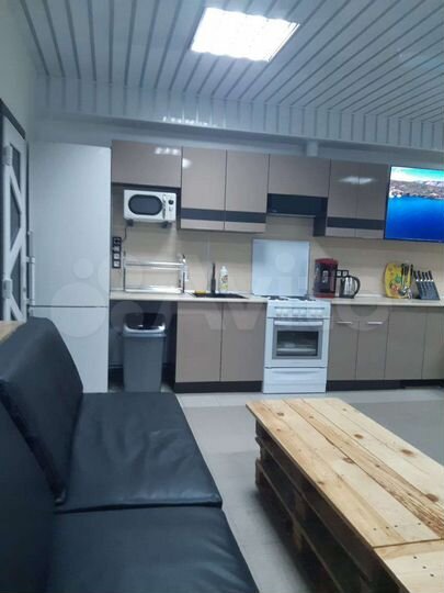 Комната 100 м², 1/2 эт.