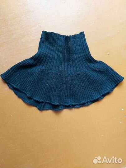 Шапки детские для мальчиков и ошейник продаются