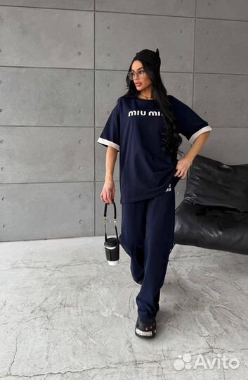 Стильный костюм с футболкой MIU MIU Корея