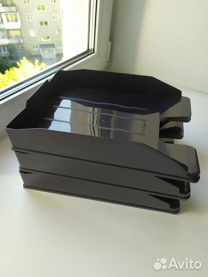 Лоток горизонтальный для бумаги Стамм