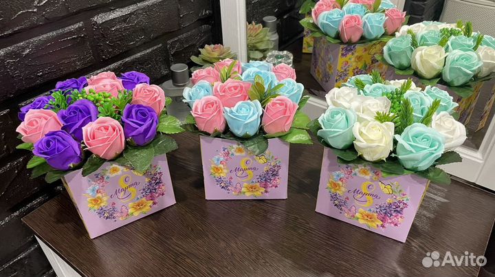Букеты из мыльных роз на 8 марта