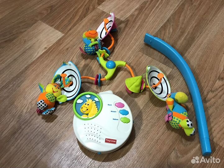 Мобиль tiny love на кроватку