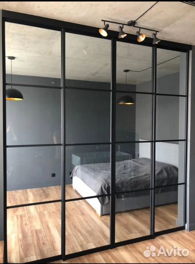 Стеклянная перегородка для зонирования