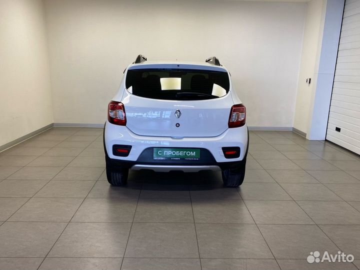 Renault Sandero Stepway 1.6 МТ, 2018, 90 364 км