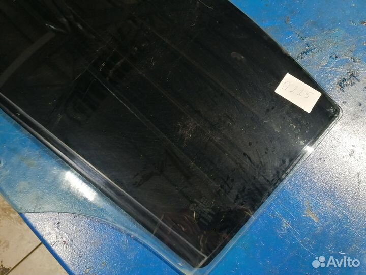 Стекло задней левой двери Geely Emgrand EC7