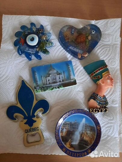 Магниты на холодильник из разных стран