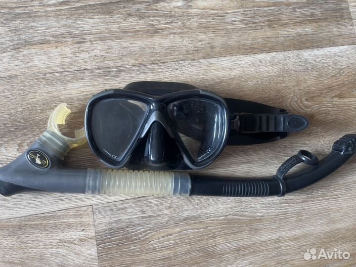 Маска для подводного плавания с трубкой
