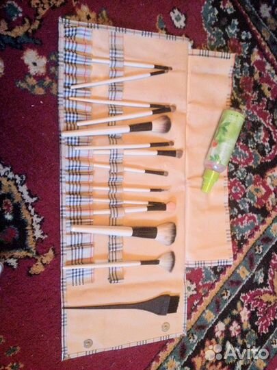 Кисти для макияжа