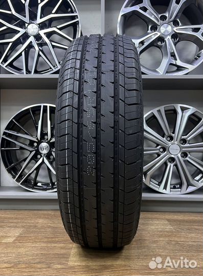 Triangle Connex Van TV701 225/70 R15C