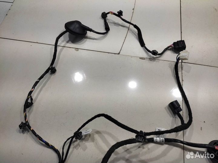 Электропроводка двери (задняя левая)