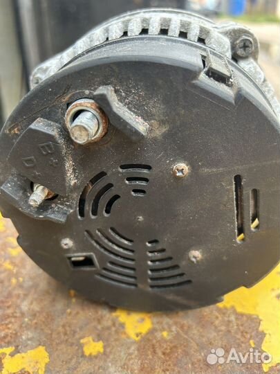 Генератор на Mercedes w210 2.4