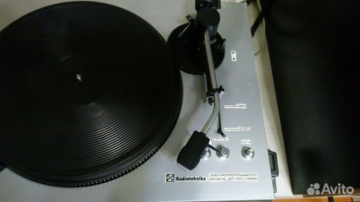 Радиотехника эп-101, проигрыватель винила
