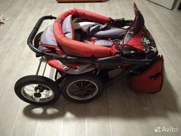 Детская коляска