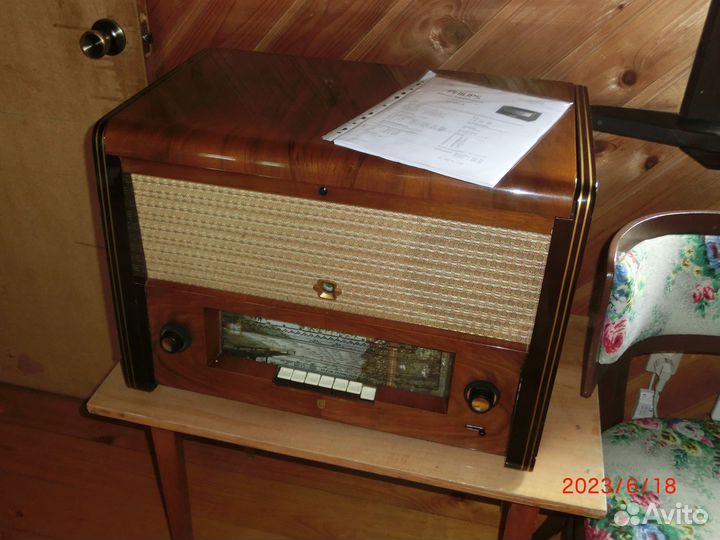 Ретро радио philips Eindhoven HX553A (1955)