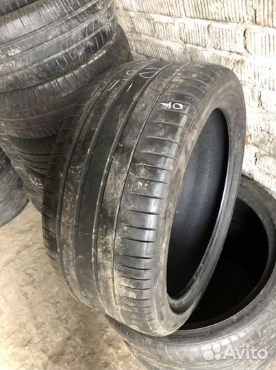 Pirelli P Zero PZ4 315/35 R21