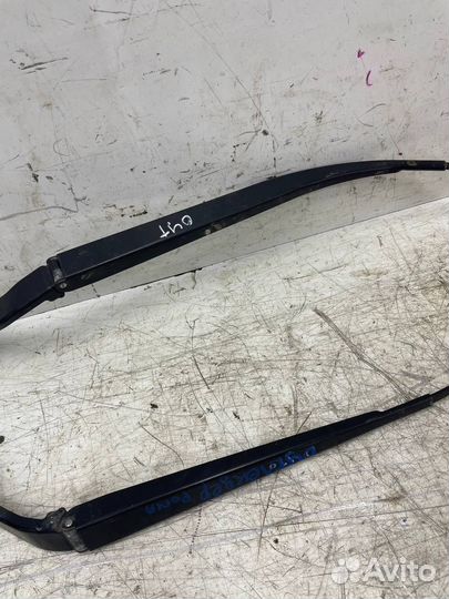 Поводок дворника Mitsubishi Outlander 3