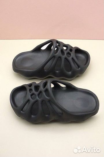 Adidas Yeezy Slide 450 Black (38р)