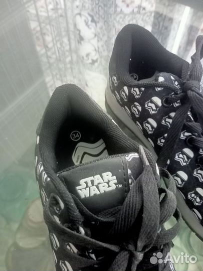 Кроссовки детские 34 р-р