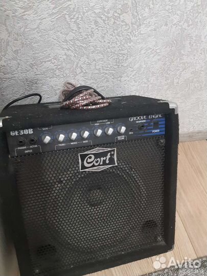 Комбоусилитель