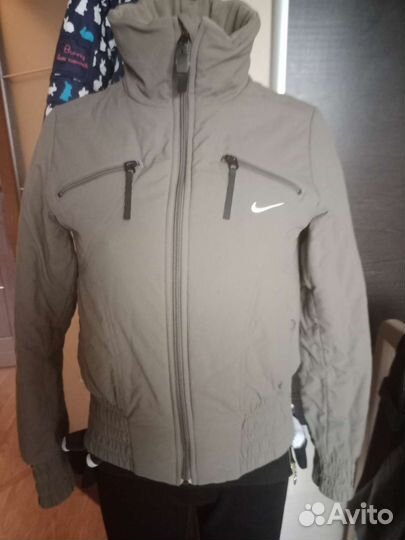 Куртка женская Nike 42-44р