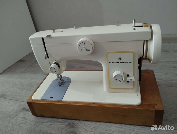 Швейная машина Чайка 132м