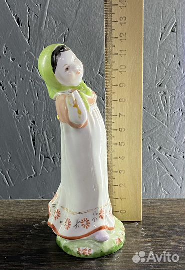 Статуэтка Юная плясунья лфз