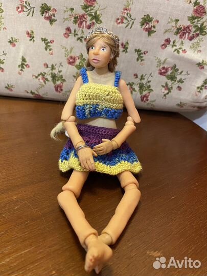 Шарнирная кукла Донна