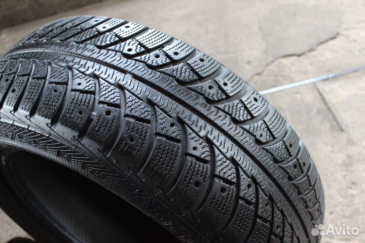 Gislaved Nord Frost 5 215/55 R16 97T