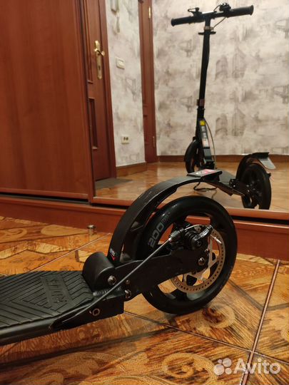 Самокат Roces Lux 230 мм