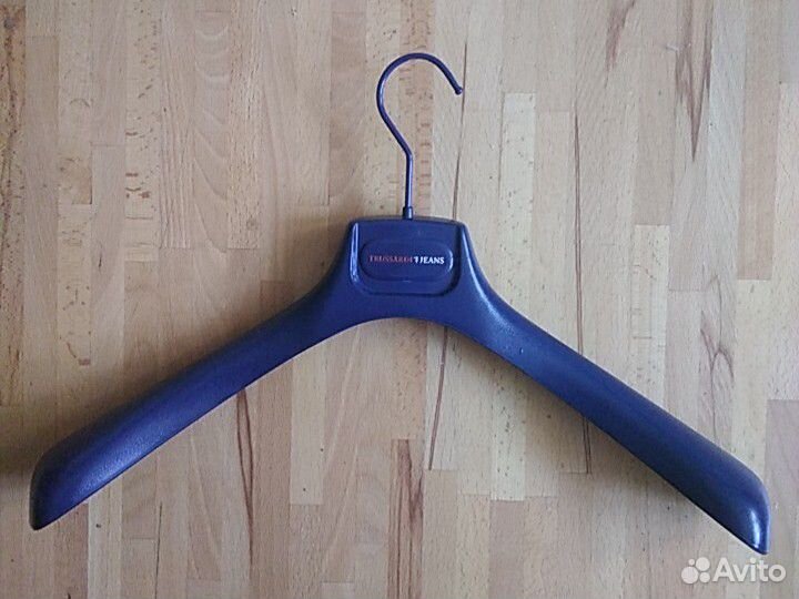 Плечики trussardi jeans
