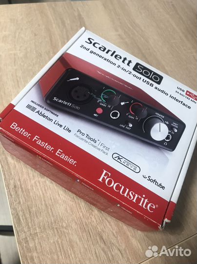 Внешняя звуковая карта focusrite