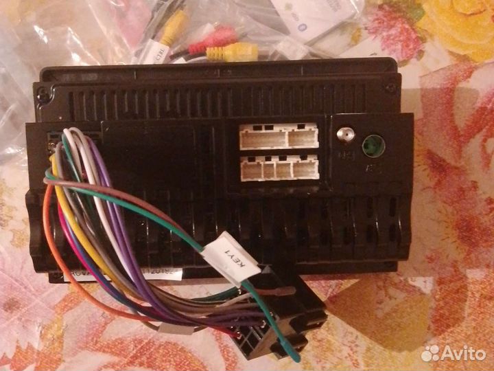 Автомобмльная магнитола