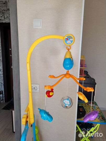 Мобиль на детскую кроватку