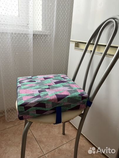 Детский бустер на стул