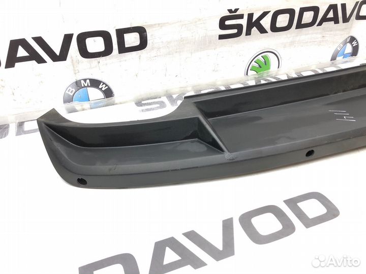 Накладка бампера задняя Skoda Octavia A7 (5E) 1.6