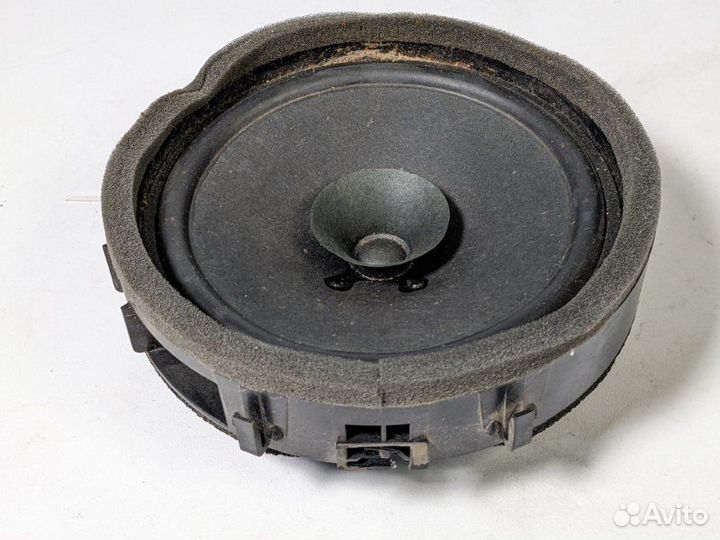 Динамик передний правый Mitsubishi L200 4 4D56