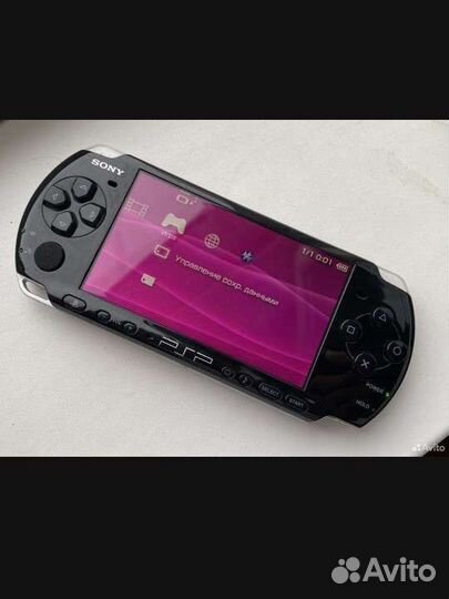 Sony PSP 3008 прошитая с играми