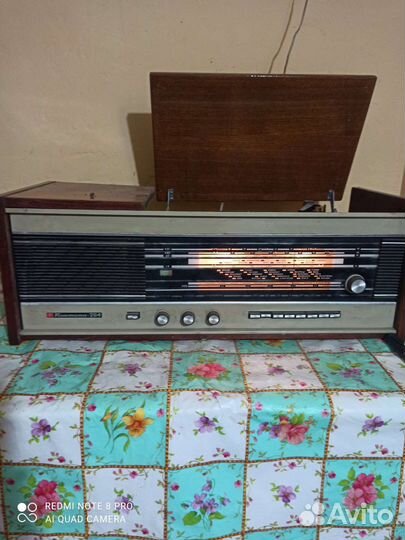 Ламповая радиола СССР