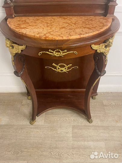 Антикварное зеркало с консолью Ампир