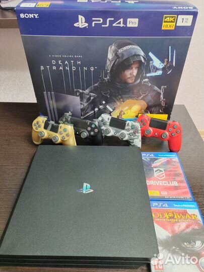 Sony playstation 4 PS4 pro